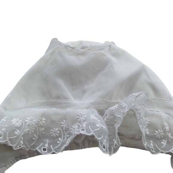 Vintage Baby Heirloom Lace Floral Embroidered Bonnet - Picture 9 of 9